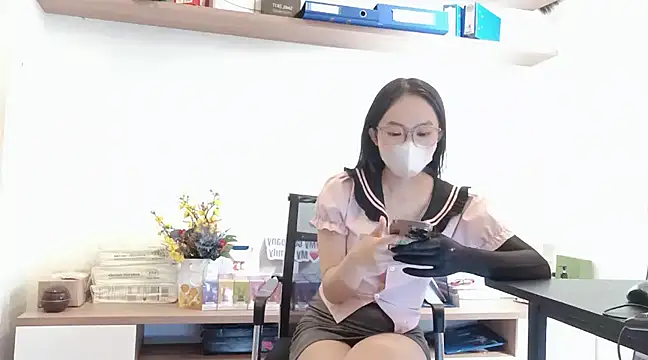 Snapshot of Lush-Office chatting on February 2025 03:15:02 AM Lush-Office online show from February 2025 03:15:02 AM