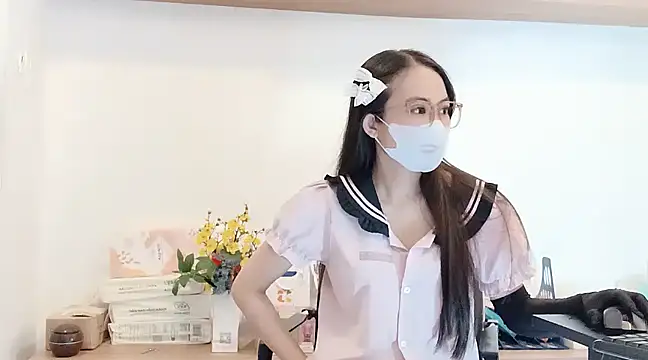 Snapshot of Lush-Office chatting on March 2025 03:50:01 AM Lush-Office online show from March 2025 03:50:01 AM