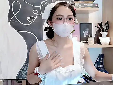 Snapshot of Lush-Office chatting on November 2025 06:13:01 AM Lush-Office online show from November 2025 06:13:01 AM