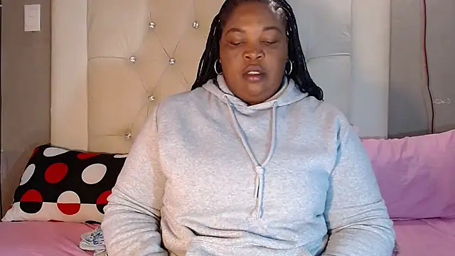 omalicha98 online show from April 2026 06:38:01 AM