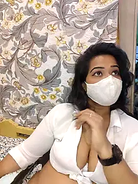 angelrani1234 online show from February 2026 12:43:02 PM