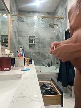 carlospingalinda online show from November 2025 01:55:02 AM