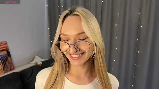 dontouchmyass online show from January 2026 05:17:02 PM