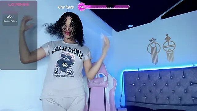 BrigitteRoy  online show from March 2025 07:05:02 PM