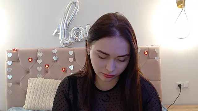 Lilliana Moon online show from February 2025 08:44:02 AM