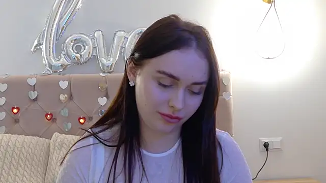 Lilliana Moon online show from February 2025 03:32:02 PM