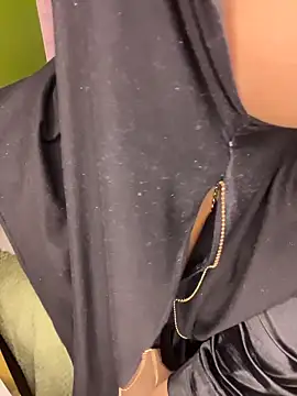 zahra Jalid online show from April 2026 04:46:01 AM