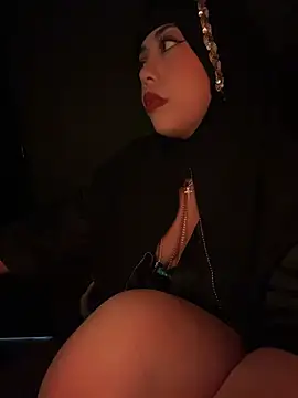 Snapshot of zahra_Jalid chatting on May 2026 10:08:02 PM zahra Jalid online show from May 2026 10:08:02 PM