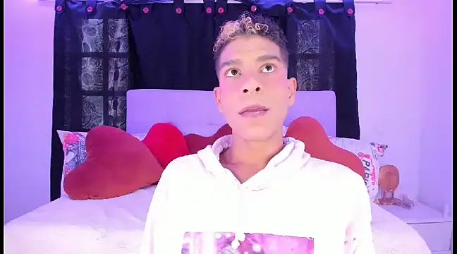 Ethan Boyy online show from February 2025 06:34:02 PM