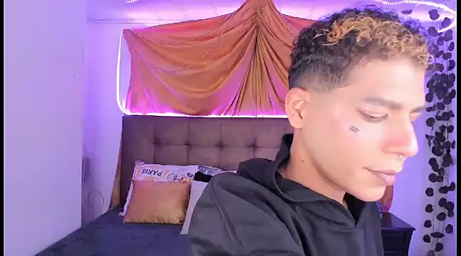 Ethan Boyy online show from March 2025 10:45:02 PM