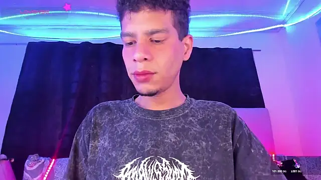 Snapshot of Ethan_Boyy chatting on February 2026 04:48:01 PM Ethan Boyy online show from February 2026 04:48:01 PM