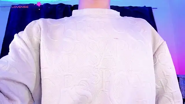 Snapshot of Ethan_Boyy chatting on February 2026 10:27:01 PM Ethan Boyy online show from February 2026 10:27:01 PM