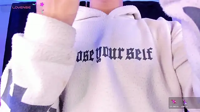 Snapshot of Ethan_Boyy chatting on February 2026 10:17:01 PM Ethan Boyy online show from February 2026 10:17:01 PM