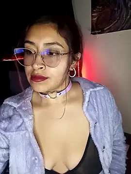 Snapshot of AnonymousGirl chatting on February 2025 01:36:01 AM AnonymousGirl online show from February 2025 01:36:01 AM