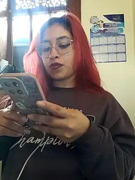 Snapshot of AnonymousGirl chatting on November 2025 02:39:01 PM AnonymousGirl online show from November 2025 02:39:01 PM