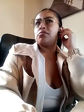 AnonymousGirl online show from March 2026 03:17:01 PM