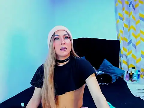 Georgina Giio online show from December 2025 01:10:02 AM