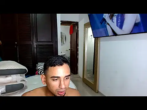 sweethoneytsx online show from February 2026 11:01:02 PM