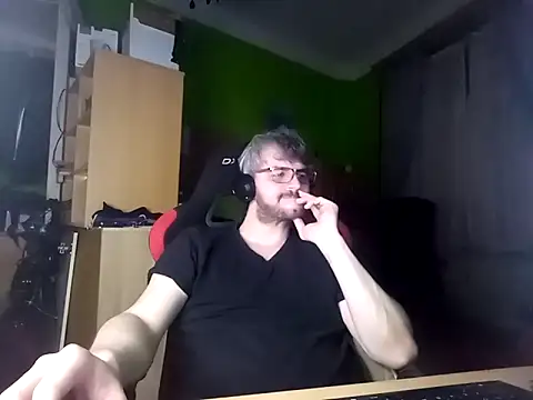 stary-w-kalesonach online show from February 2025 10:11:01 PM