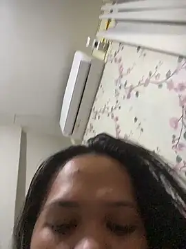 SophiaCourthaway online show from January 2026 06:02:02 PM