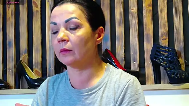 Tory Lovi online show from May 2026 03:46:01 AM