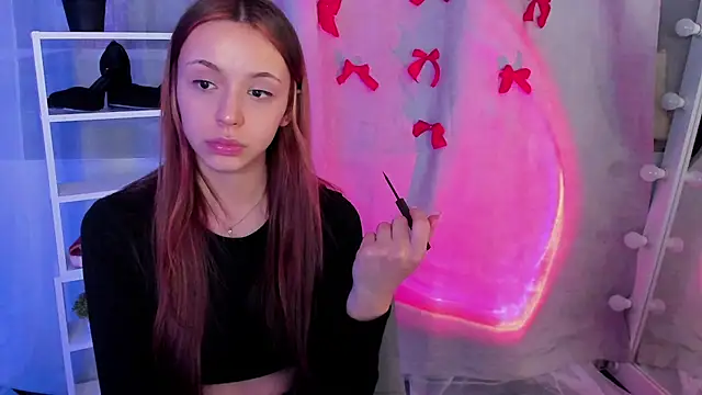 Sahara Shields online show from February 2025 01:21:02 PM