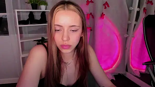 Sahara Shields online show from February 2025 04:31:02 PM