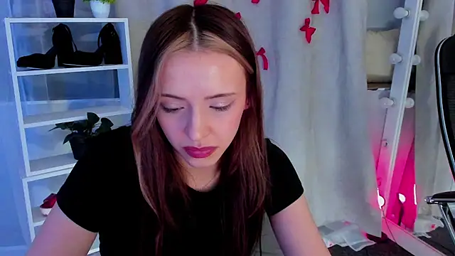 Sahara Shields online show from March 2025 04:35:02 PM