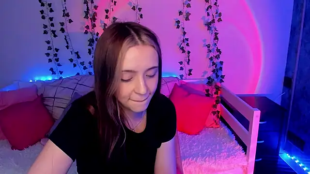 Sahara Shields online show from March 2025 04:30:01 PM