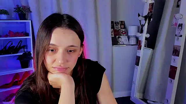 Sahara Shields online show from October 2025 10:34:02 AM