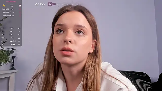 Snapshot of MonaClive chatting on January 2025 09:08:02 PM MonaClive online show from January 2025 09:08:02 PM