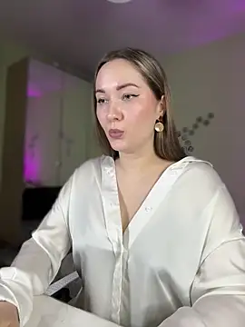 Kiss My Body online show from February 2025 02:48:02 PM