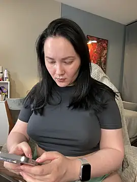 Kiss My Body online show from April 2026 05:50:02 PM