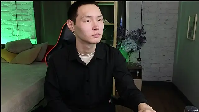 M Jasper online show from January 2025 12:47:02 PM