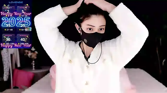 miaomiao-777 online show from March 2025 06:07:01 PM