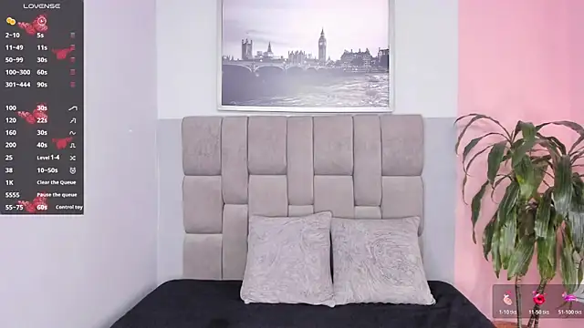 janna lopez  online show from November 2025 12:04:02 PM