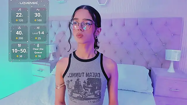 MattThompsonn online show from September 2025 09:49:02 PM