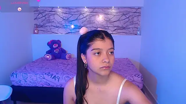 IslaBlaze online show from February 2025 11:58:01 AM