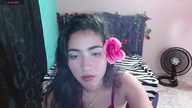 Snapshot of Atlanta_Beautiful chatting on January 2025 09:21:01 PM Atlanta Beautiful online show from January 2025 09:21:01 PM