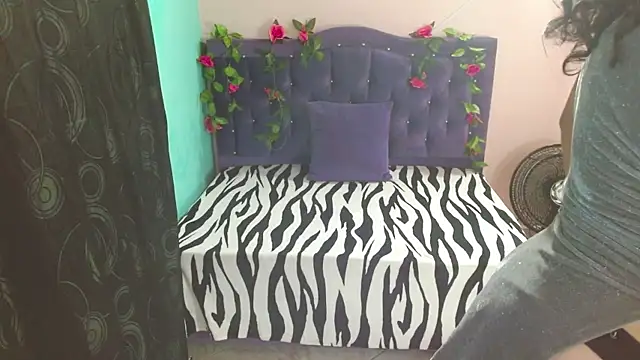 Snapshot of Atlanta_Beautiful chatting on January 2025 09:17:02 PM Atlanta Beautiful online show from January 2025 09:17:02 PM