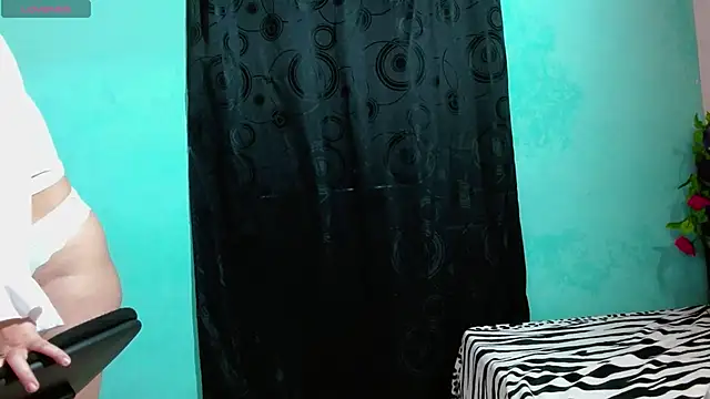 Snapshot of Atlanta_Beautiful chatting on February 2025 10:15:01 PM Atlanta Beautiful online show from February 2025 10:15:01 PM