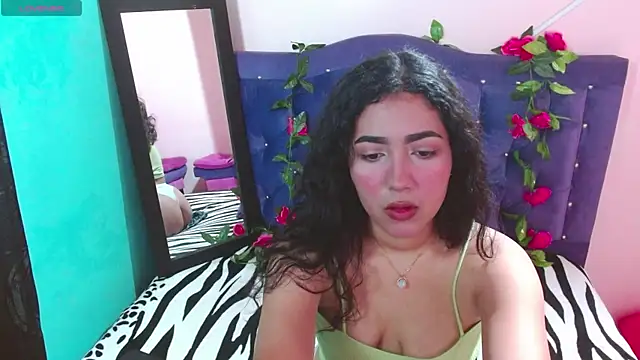 Snapshot of Atlanta_Beautiful chatting on February 2025 06:31:01 PM Atlanta Beautiful online show from February 2025 06:31:01 PM