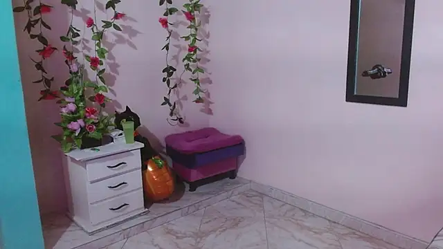 Snapshot of Atlanta_Beautiful chatting on November 2025 06:26:01 PM Atlanta Beautiful online show from November 2025 06:26:01 PM