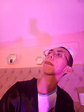 EthaanCox online show from March 2025 07:46:02 PM