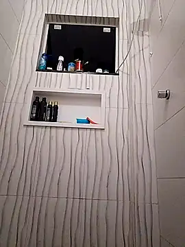 Santanacumxplod online show from March 2025 01:42:02 AM