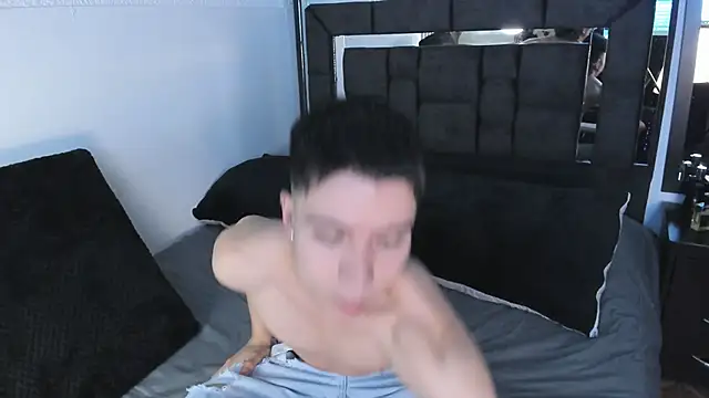 alanblack1 online show from September 2025 02:35:01 AM