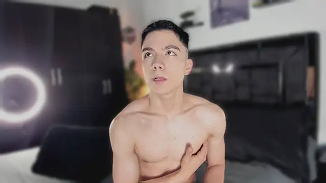 alanblack1 online show from April 2026 02:20:01 PM