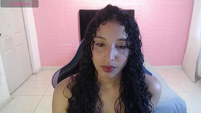 Snapshot of DULCE1609 chatting on May 2026 08:06:01 PM DULCE1609 online show from May 2026 08:06:01 PM