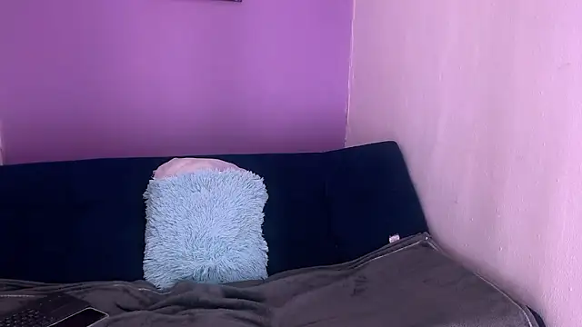 alana lara online show from February 2025 02:50:02 AM