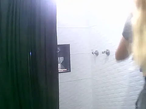 VittoriaTaylor online show from February 2026 06:36:02 PM